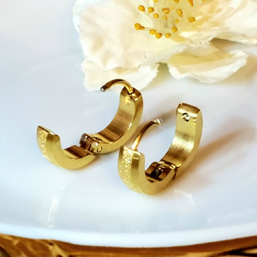 NEW Huggie Earrings - Picture 4 of 6